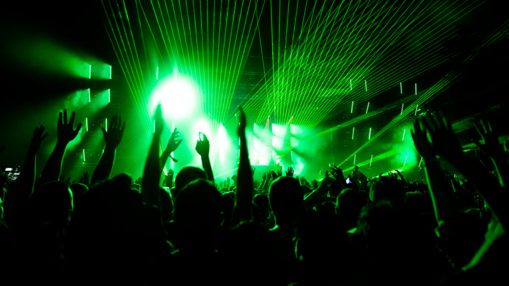 The crowd at a Resonant District night
